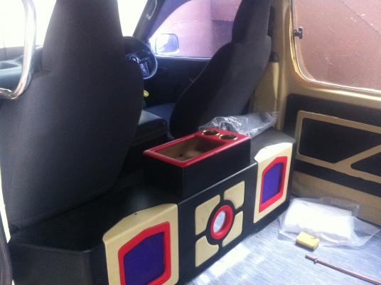 ขายรถตู้ TOYOTA HIACE ปี 92 ขายรถตู้ TOYOTA HIACE ปี 92