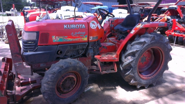 รถL3408 อุปกรณ์ใบมีดพร้อมผาน