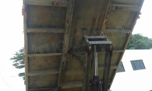 รถบรรทุก 6 ล้อดั้มพ์ ISUZU รุ่น FTR 195 แรง รถบรรทุก 6 ล้อดั้มพ์ ISUZU รุ่น FTR 195 แรง