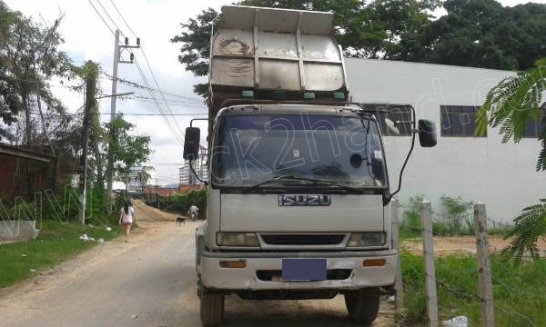 รถบรรทุก 6 ล้อดั้มพ์ ISUZU รุ่น FTR 195 แรง รถบรรทุก 6 ล้อดั้มพ์ ISUZU รุ่น FTR 195 แรง