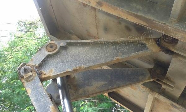 รถบรรทุก 6 ล้อดั้มพ์ ISUZU รุ่น FTR 195 แรง รถบรรทุก 6 ล้อดั้มพ์ ISUZU รุ่น FTR 195 แรง