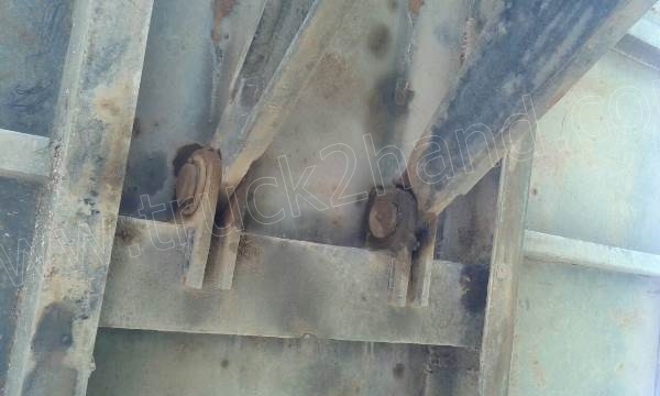 รถบรรทุก 6 ล้อดั้มพ์ ISUZU รุ่น FTR 195 แรง รถบรรทุก 6 ล้อดั้มพ์ ISUZU รุ่น FTR 195 แรง