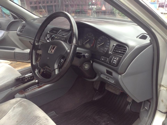 ขายครับ HONDA ACCORD EXI F22 V-TEC ปี94 ตัวTOP ไฟฟ้าทั้งคัน ใช้ได้หมด ปรับไฟฟ้าพับไฟฟ้า ครบๆ เครื่องเท็คแล้ว มีครูซคอลโทล ด้วย นิ่งๆ แน่นๆ ควันไม่มี เกียรดีเข้าครบเปลี่ยนปกติ จบๆ ตัวรถสีเงาสวย มีเก็บบ้าง ตามสภาพรถมือ 2 ภายในสวยไม่มีขาด แตก หัก แอร์ หนาวๆ