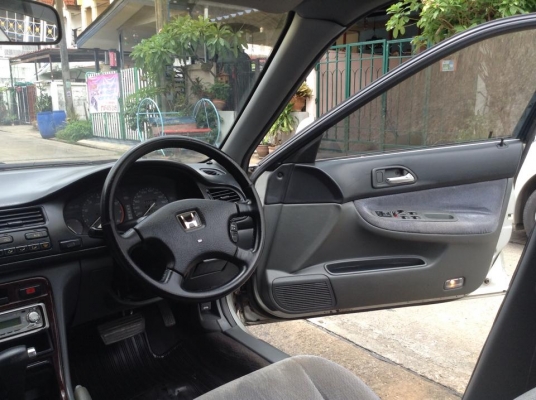 ขายครับ HONDA ACCORD EXI F22 V-TEC ปี94 ตัวTOP ไฟฟ้าทั้งคัน ใช้ได้หมด ปรับไฟฟ้าพับไฟฟ้า ครบๆ เครื่องเท็คแล้ว มีครูซคอลโทล ด้วย นิ่งๆ แน่นๆ ควันไม่มี เกียรดีเข้าครบเปลี่ยนปกติ จบๆ ตัวรถสีเงาสวย มีเก็บบ้าง ตามสภาพรถมือ 2 ภายในสวยไม่มีขาด แตก หัก แอร์ หนาวๆ