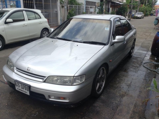 ขายครับ HONDA ACCORD EXI F22 V-TEC ปี94 ตัวTOP ไฟฟ้าทั้งคัน ใช้ได้หมด ปรับไฟฟ้าพับไฟฟ้า ครบๆ เครื่องเท็คแล้ว มีครูซคอลโทล ด้วย นิ่งๆ แน่นๆ ควันไม่มี เกียรดีเข้าครบเปลี่ยนปกติ จบๆ ตัวรถสีเงาสวย มีเก็บบ้าง ตามสภาพรถมือ 2 ภายในสวยไม่มีขาด แตก หัก แอร์ หนาวๆ