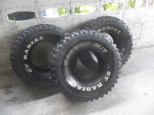 ยาง SAVERO 33x12.50R15 สวยๆ 1 คู่ ราคา 3500 บาท