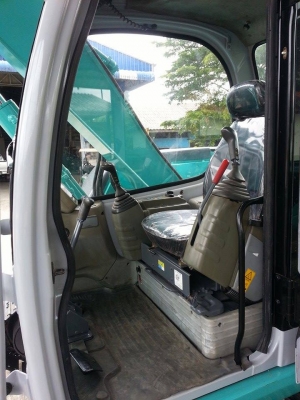 KOBELCO Grand Beetle 60SR รุ่นใหม่สุดๆปี 2004 ทำสี เช็คสภาพพร้อมใช้ พร้อมไลน์หัวเจาะ มือสองญี่ปุ่นแท้นำเข้าเอง ไม่เคยใช้งานในไทย
