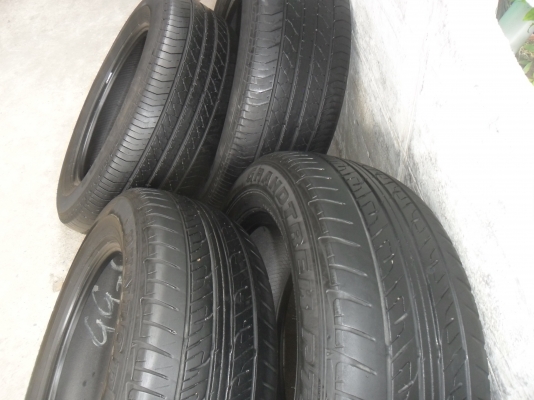 ยาง DUNLOP 235/60R18 ปี11 สวยๆ 4 เส้น ราคา 3000 บาท