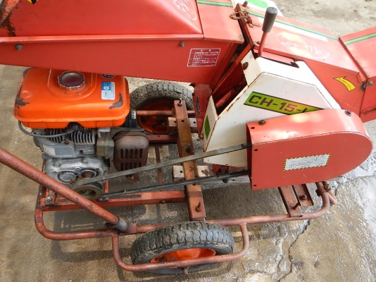 ขายเครื่องย่อยกิ่งไม้ KUBOTA CUTTER พร้อมใช้งาน ขายเครื่องย่อยกิ่งไม้ KUBOTA CUTTER พร้อมใช้งาน