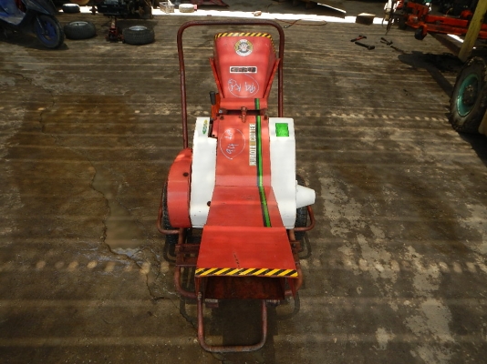 ขายเครื่องย่อยกิ่งไม้ KUBOTA CUTTER พร้อมใช้งาน