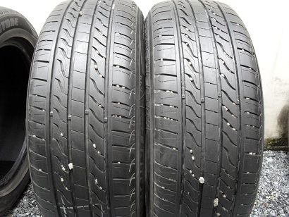 ขายยาง MICHELIN PRIMACY LC ปี12(1คู่) 215-60-16 ราคา 1,800