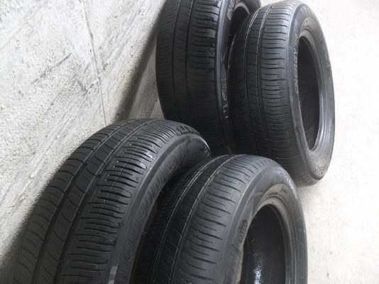 ยาง MICHELIN 175/65R14 ปี12 สวยๆ 4 เส้น ราคา 1800 บาท