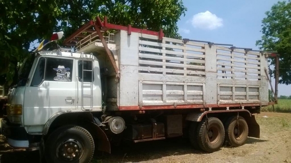 สิบล้อ พ่วง