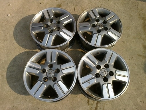 ขายล้อแม็คเดิม วีโก้ 5 รู 114 ขอบ15 คับ