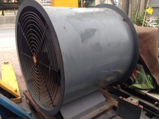 ขายพัดลมดูดอากาศ มอเตอร์ Mitsubishi 2 HP. 380 V สภาพดี วิ่งนิ่ม ให้ลมแรง พร้อมแท่นวาง ขายพัดลมดูดอากาศ มอเตอร์ Mitsubishi 2 HP. 380 V สภาพดี วิ่งนิ่ม ให้ลมแรง พร้อมแท่นวาง