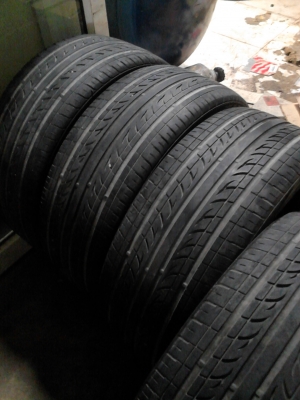 215/45R17  KUMHO ECSTA SEVEN  ปี 2011 ชุด 4 เส้น TEL.081-427-3941