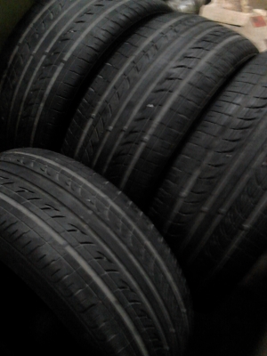 215/45R17 KUMHO ECSTA SEVEN ปี 2011 ชุด 4 เส้น TEL.081-427-3941 215/45R17 KUMHO ECSTA SEVEN ปี 2011 ชุด 4 เส้น TEL.081-427-3941