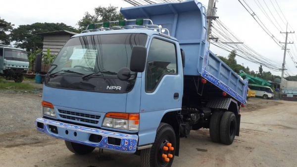 ขายรถ ISUZU NPR การ์ตูน 6 ล้อดั้มพ์