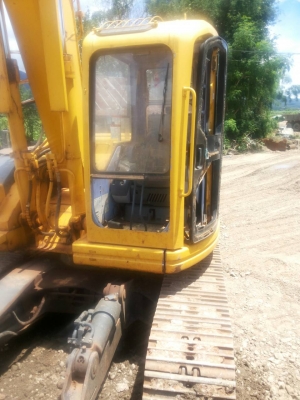 ต้องการกระจกรถแม๊คโคร KOMATSU PC 128 US ต้องการกระจกรถแม๊คโคร KOMATSU PC 128 US