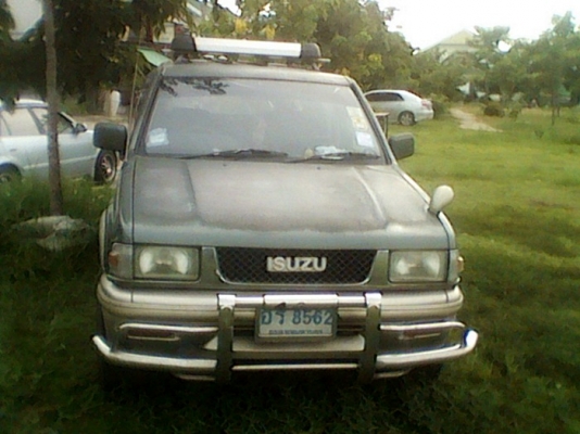 ขายอีซูซุแวน สภาพพร้อมใช้ รถทหารเรือกรมอุ่ใช้งานเอง เอกสารพร้อมโอน