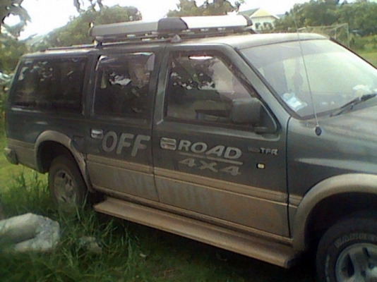 ขายอีซูซุแวน สภาพพร้อมใช้ รถทหารเรือกรมอุ่ใช้งานเอง เอกสารพร้อมโอน