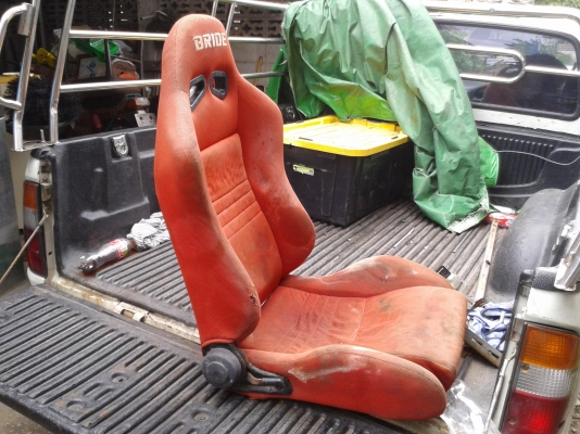 ขายครับสภาพต้องซักกันหน่อย 1500 บาท