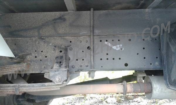 รถบรรทุก 6 ล้อ กระบะรั้ว ISUZU รุ่น NQR  175 แรงม้า