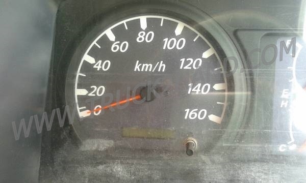 รถบรรทุก 6 ล้อ กระบะรั้ว ISUZU รุ่น NQR  175 แรงม้า