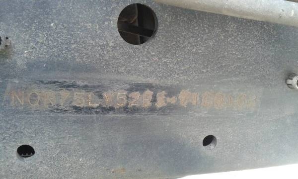 รถบรรทุก 6 ล้อ กระบะรั้ว ISUZU รุ่น NQR  175 แรงม้า