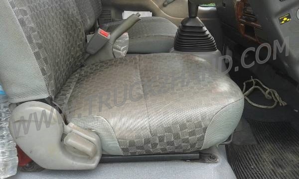 รถบรรทุก 6 ล้อ กระบะรั้ว ISUZU รุ่น NQR  175 แรงม้า