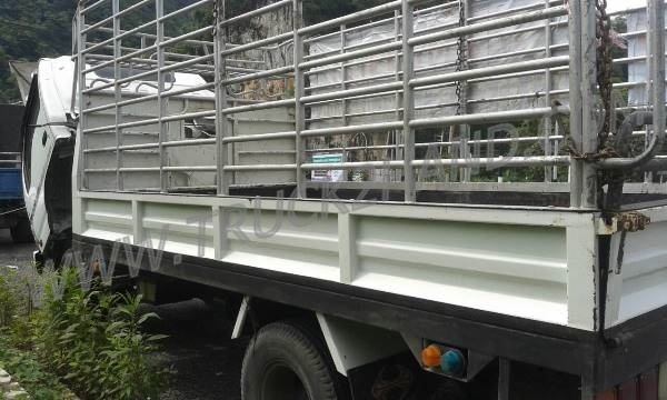 รถบรรทุก 6 ล้อ กระบะรั้ว ISUZU รุ่น NQR  175 แรงม้า