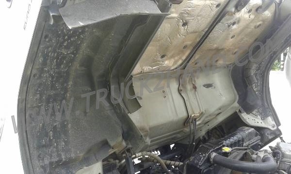 รถบรรทุก 6 ล้อ กระบะรั้ว ISUZU รุ่น NQR  175 แรงม้า