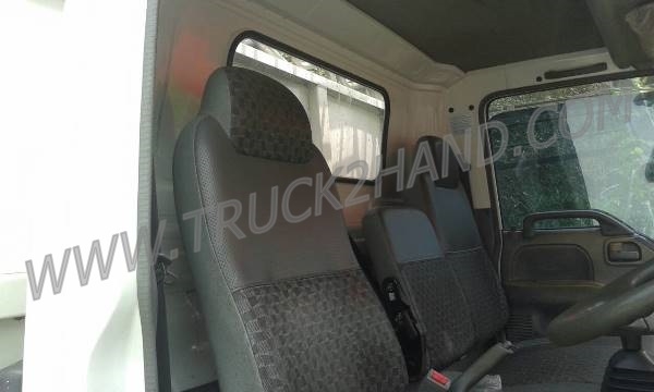 รถบรรทุก 6 ล้อ กระบะรั้ว ISUZU รุ่น NQR  175 แรงม้า