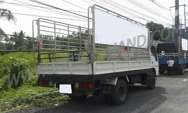 รถบรรทุก 6 ล้อ กระบะรั้ว ISUZU รุ่น NQR  175 แรงม้า