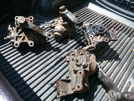 ขายกระปุกพวงมาลัยเพาเวอร์ ของ 6 ล้อใหญ่  ตัดมาจากรถบัส