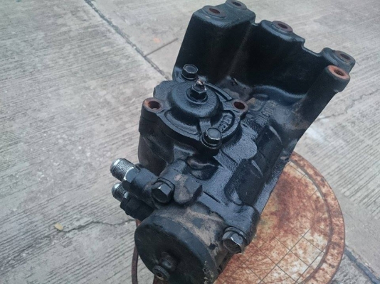 ขายกระปุกพวงมาลัยเพาเวอร์ ของ 6 ล้อใหญ่  ตัดมาจากรถบัส