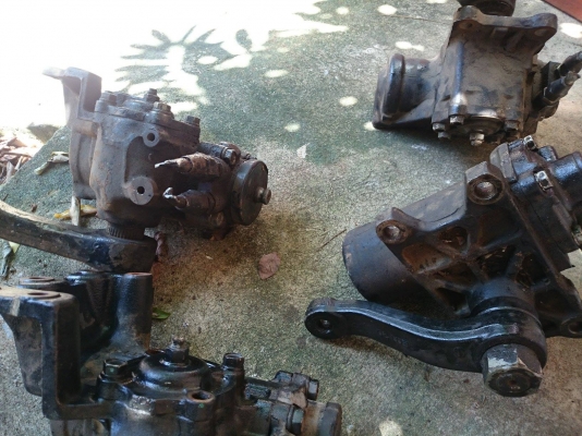 ขายกระปุกพวงมาลัยเพาเวอร์ ของ 6 ล้อใหญ่  ตัดมาจากรถบัส