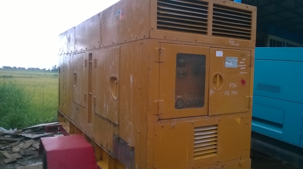 ขายเครื่องปั่นไฟ NIPPON150KVAเครื่องยนต์ฮีโน่เซทนอก