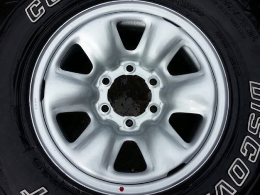 ขายล้อเหล็ก 7 x 16  พร้อมยาง  MUD