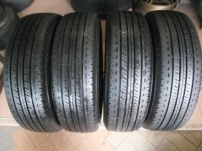 ยาง Bridgestone 205/70/15 ปี 13