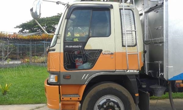 รถบรรทุก 10 ล้อ HINO รุ่น FL3H กระบะรั้วเหล็ก รถบรรทุก 10 ล้อ HINO รุ่น FL3H กระบะรั้วเหล็ก