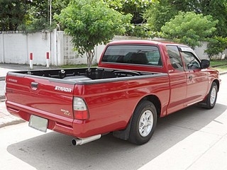 MITSUBISHI STRADA MEGACAB GL 2.5 MT ปี 2003 จัดไฟแนนซ์ได้ ไม่ต้องมีคนค้ำ T.086-527-9533