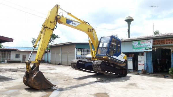 ขายด่วน รถแม็คโคร  KOBELCO SK120 LC MARK ///  มารค์ทีซีเรียสูงชั่วโม่งทำงานน้อย รถนอกนำเข้าไม่เคยใช้งานในเมืองไทยเลย