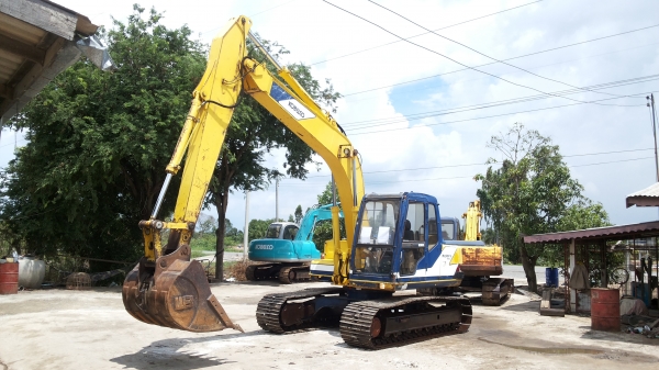 ขายด่วน รถแม็คโคร  KOBELCO SK120 LC MARK ///  มารค์ทีซีเรียสูงชั่วโม่งทำงานน้อย รถนอกนำเข้าไม่เคยใช้งานในเมืองไทยเลย