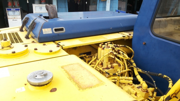 ขายด่วน รถแม็คโคร  KOBELCO SK120 LC MARK ///  มารค์ทีซีเรียสูงชั่วโม่งทำงานน้อย รถนอกนำเข้าไม่เคยใช้งานในเมืองไทยเลย