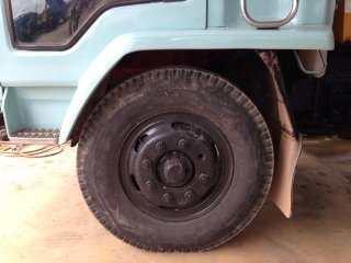 ขาย 6 ล้อติดเฮี๊ยบ 3 ตัน อิซุชูร็อคกี้ 175 แรง ปี 45 ยาว 6 เมตร