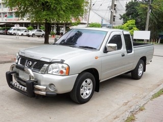 NISSAN BIG-M FRONTIER1 2 KING CAB 3.0 ZDi MT ปี 2002 จัดไฟแนนซ์ได้ ไม่ต้องมีคนค้ำ T.086-527-9533