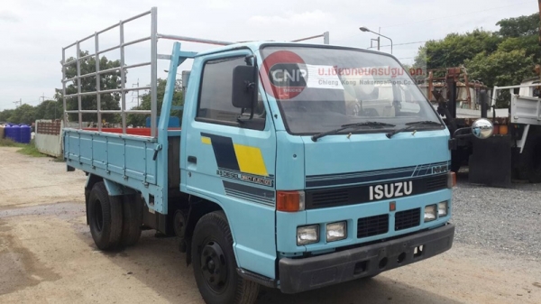 ขายรถ ISUZU NKR 4 ตา 6 ล้อ กระบะบรรทุก ขายรถ ISUZU NKR 4 ตา 6 ล้อ กระบะบรรทุก