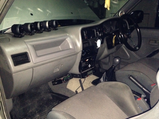 ลดราคาแล้ว ราคานี้ขอถอดเบาะกะแม็ค ดราก้อนเครื่อง COM 3000 ทำมาหมดแล้ว ลดราคาแล้ว ราคานี้ขอถอดเบาะกะแม็ค ดราก้อนเครื่อง COM 3000 ทำมาหมดแล้ว