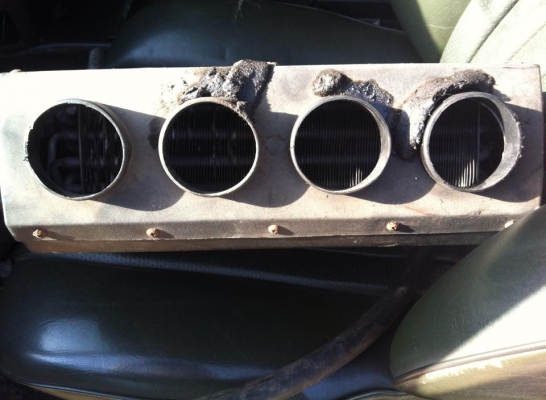 ตู้แอร์Benz คลาสสิค ต่อกับช่องแอร์เดิม ราคาเบาๆ